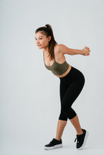 Load image into Gallery viewer, Limitless Crop Tights (Onyx)